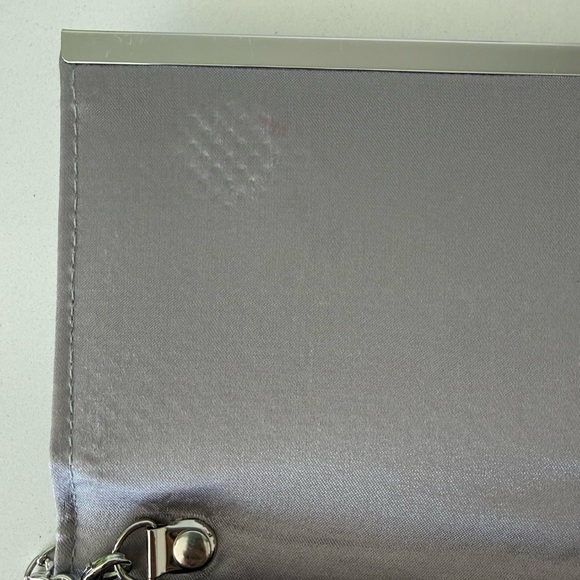 Silver Nordstrom evening clutch with chain strap - Picture 2 of 7
